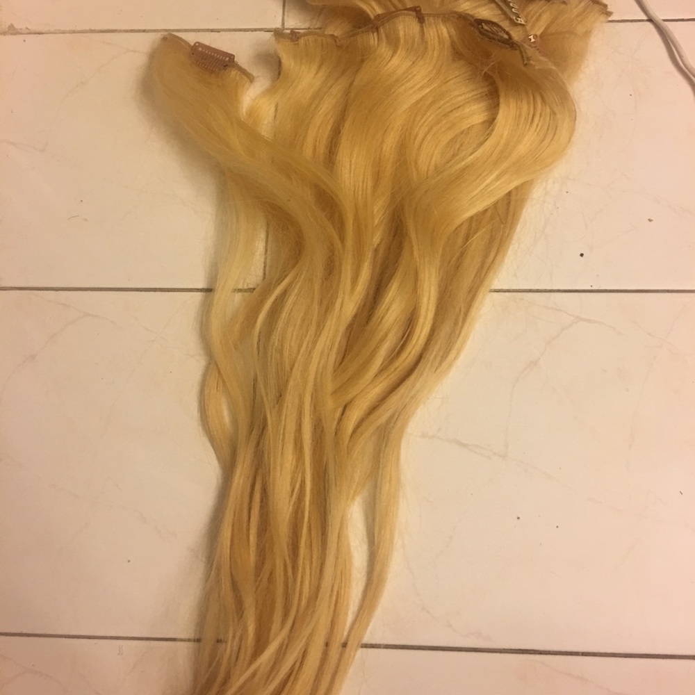 Human hair extensions